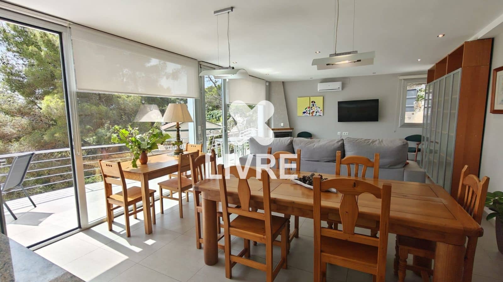 7 bedroom Villa for sale in Cunit with pool - € 795,000 (Ref: 10042192)
