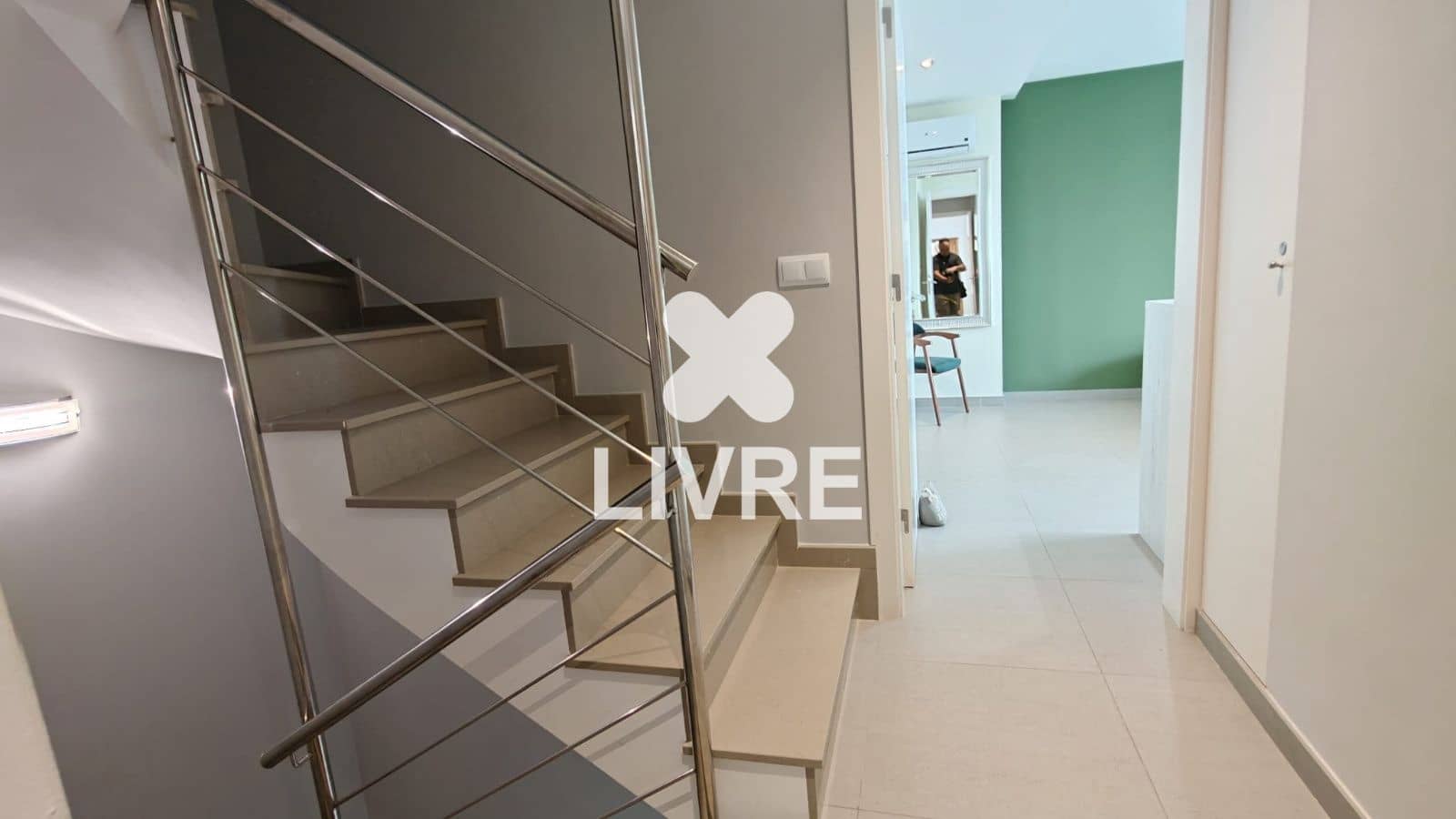 7 bedroom Villa for sale in Cunit with pool - € 795,000 (Ref: 10042192)