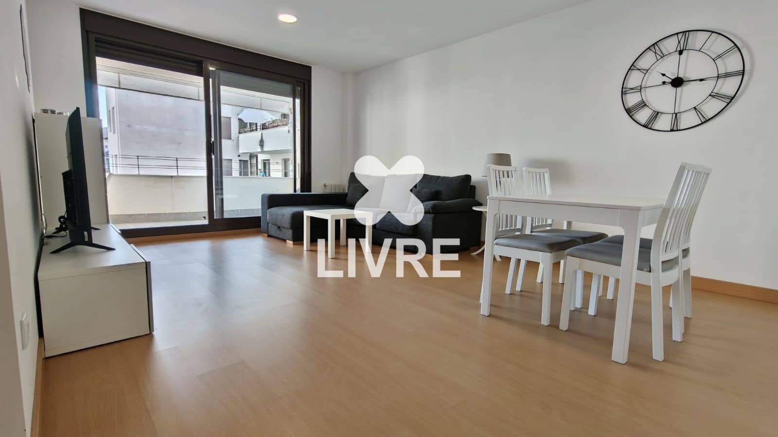 2 makuuhuone Asunto myytävänä paikassa Calafell mukana uima-altaan 
autotalli - 243 675 € (Ref: 10042193)