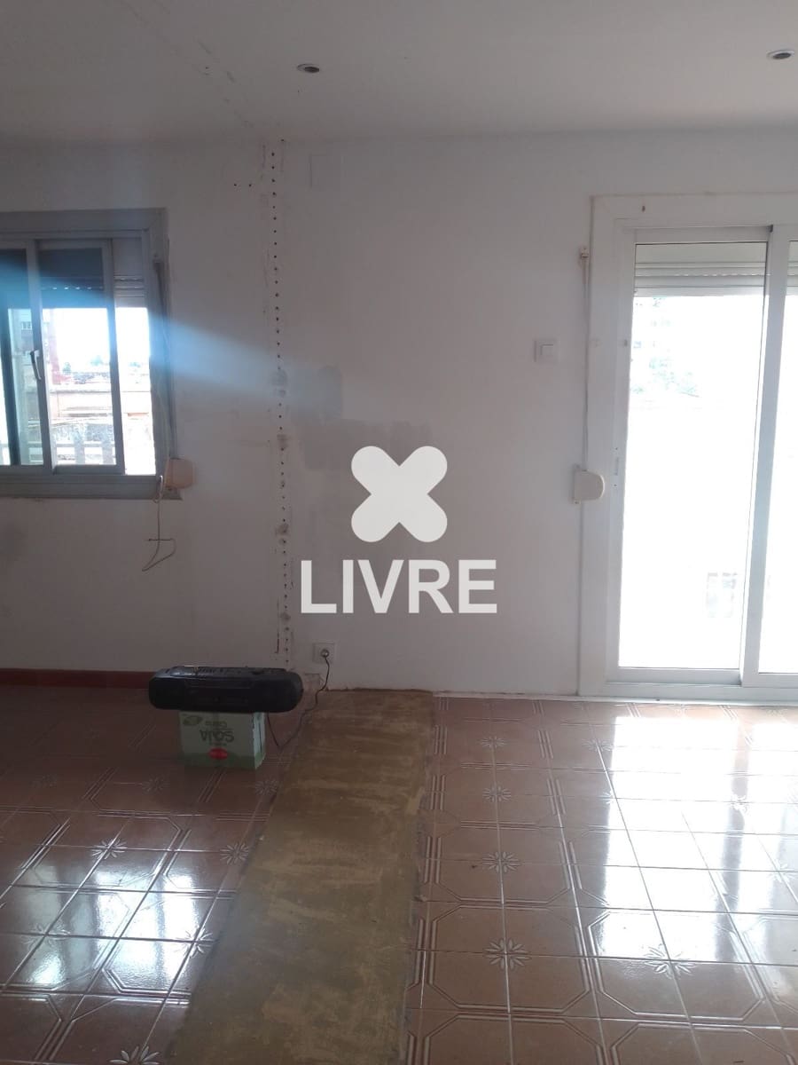 3 chambre Appartement à vendre à Barcelone ville - 260 000 € (Ref: 10042194)