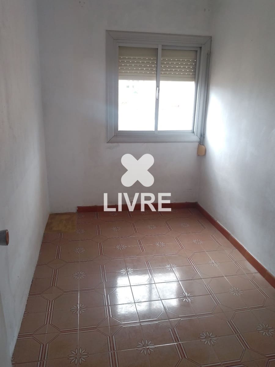 3 chambre Appartement à vendre à Barcelone ville - 260 000 € (Ref: 10042194)