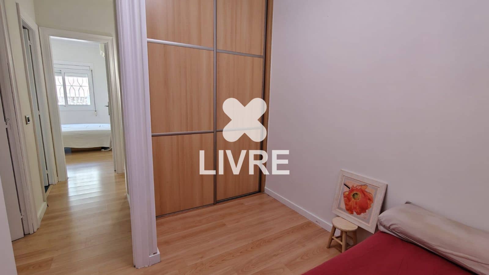 3 bedroom Flat for sale in Sant Boi de Llobregat - € 229,000 (Ref: 10042195)