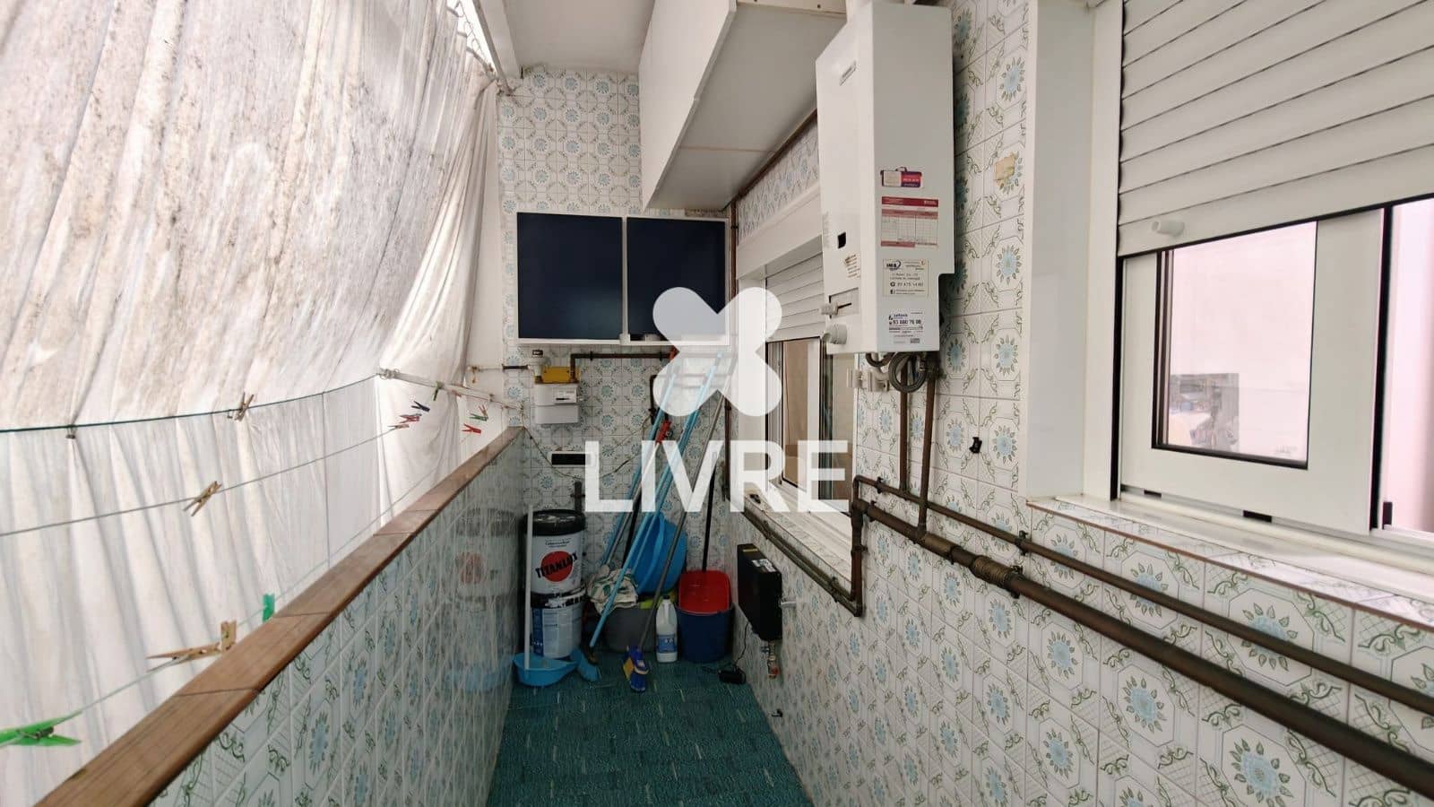 3 bedroom Flat for sale in Sant Boi de Llobregat - € 229,000 (Ref: 10042195)