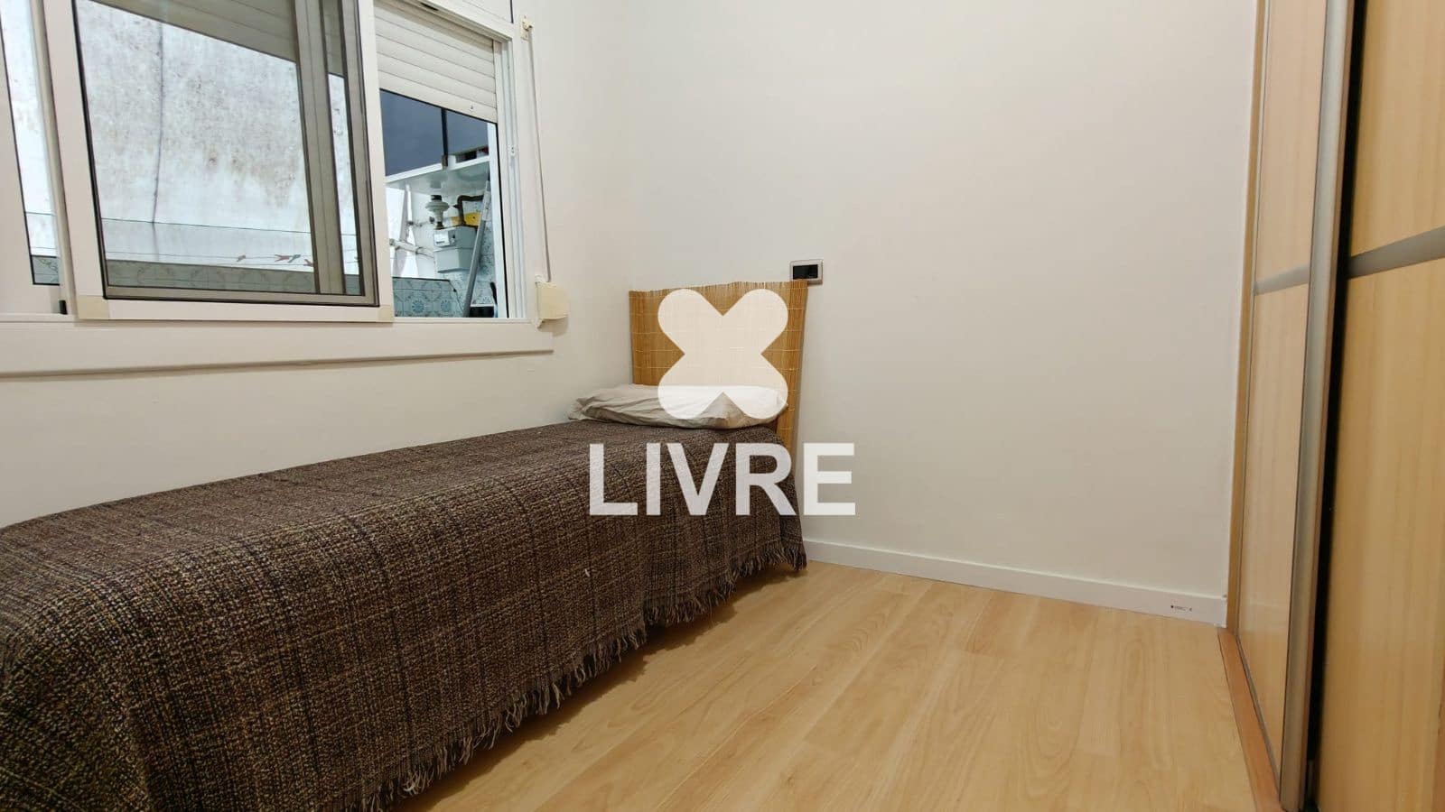 3 bedroom Flat for sale in Sant Boi de Llobregat - € 224,900 (Ref: 10051907)