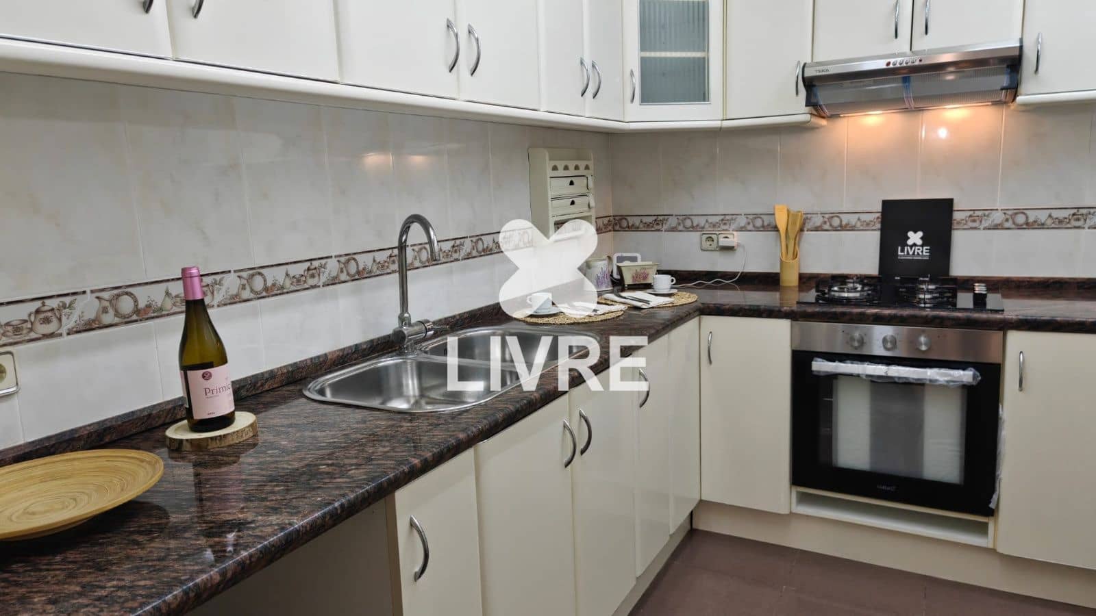 3 bedroom Flat for sale in Sant Boi de Llobregat - € 224,900 (Ref: 10051907)