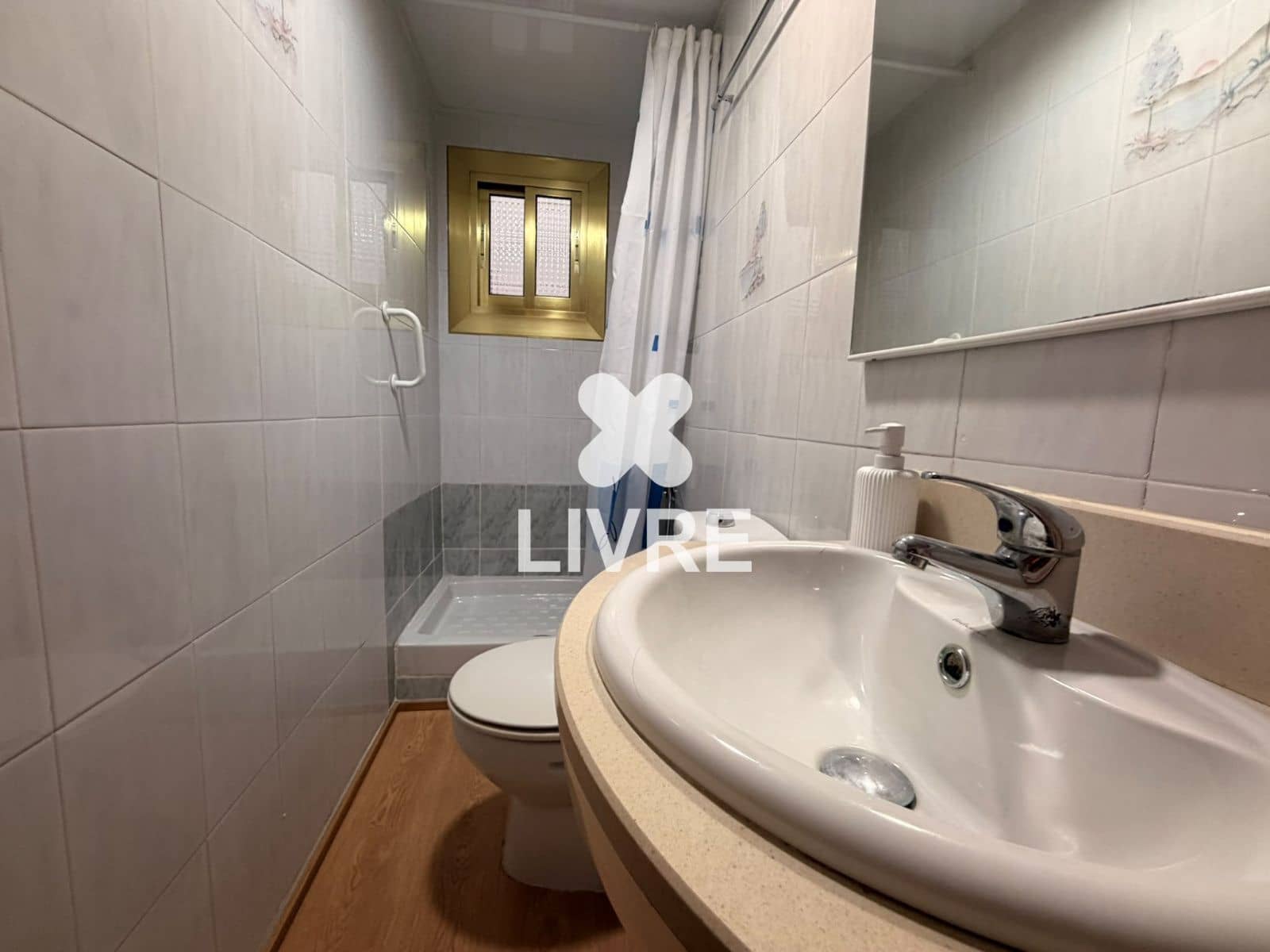 2 Zimmer Wohnung zu verkaufen in L'Hospitalet de Llobregat - 135.000 € (Ref: 10051988)