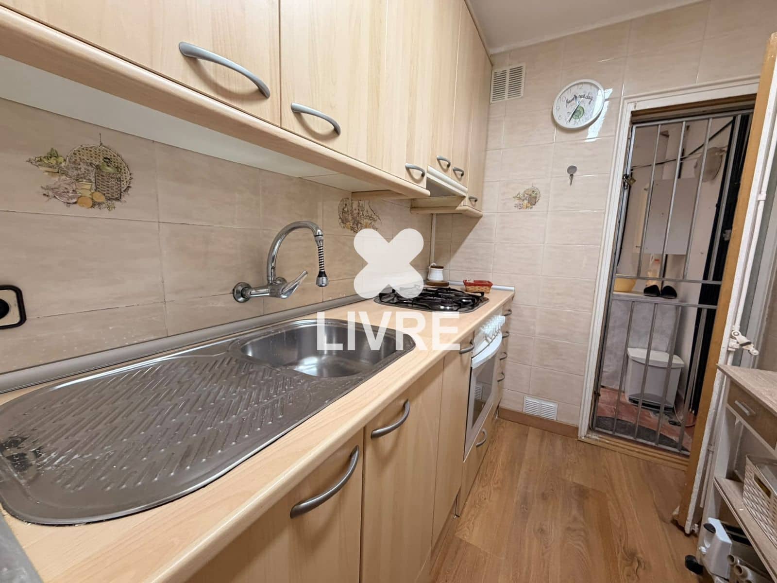 2 Zimmer Wohnung zu verkaufen in L'Hospitalet de Llobregat - 135.000 € (Ref: 10051988)