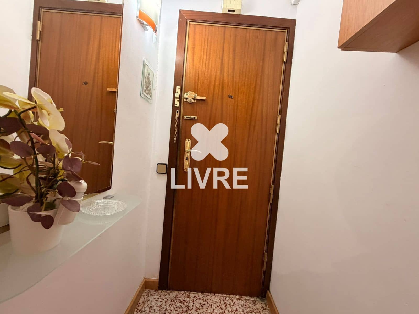 2 Zimmer Wohnung zu verkaufen in L'Hospitalet de Llobregat - 135.000 € (Ref: 10051988)