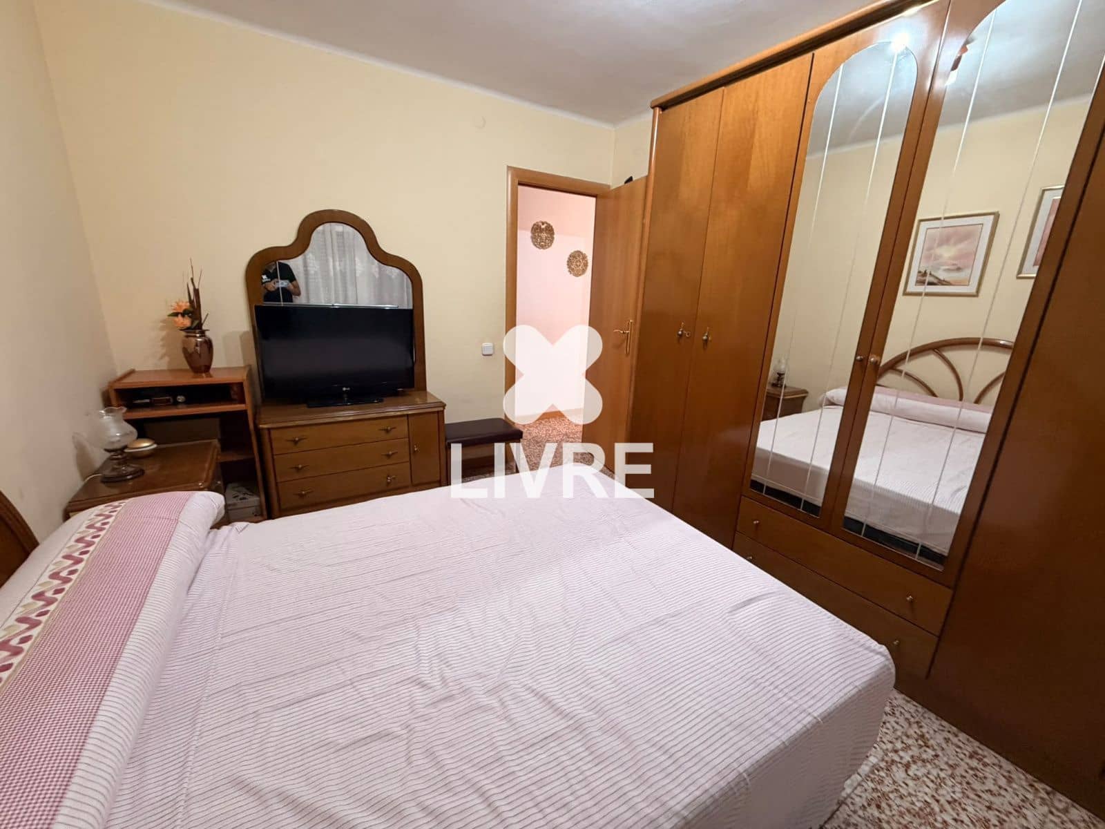 2 Zimmer Wohnung zu verkaufen in L'Hospitalet de Llobregat - 135.000 € (Ref: 10051988)