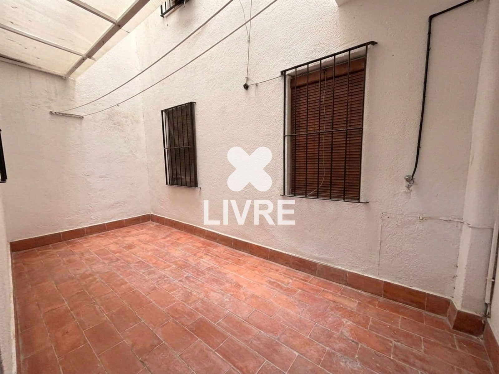 2 Zimmer Wohnung zu verkaufen in L'Hospitalet de Llobregat - 135.000 € (Ref: 10051988)