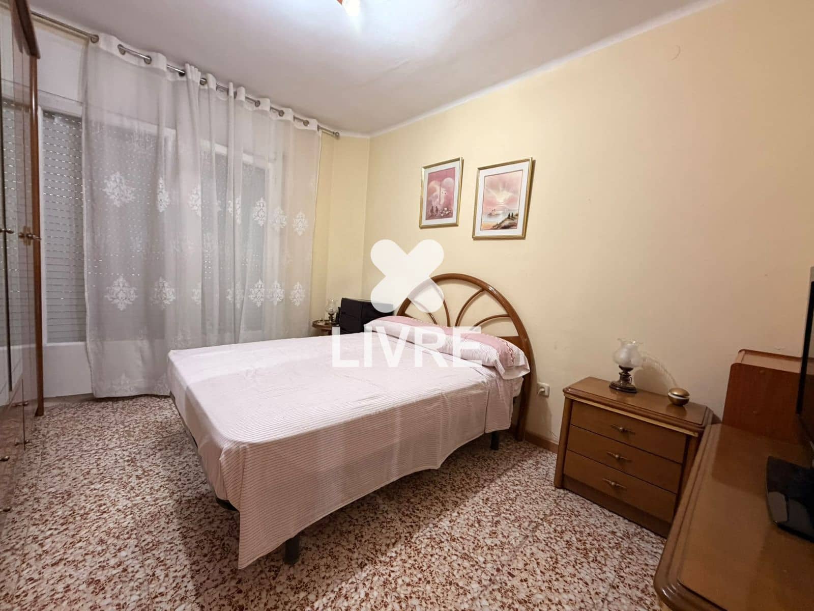 2 Zimmer Wohnung zu verkaufen in L'Hospitalet de Llobregat - 135.000 € (Ref: 10051988)