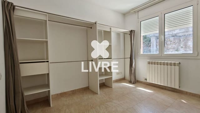 4 slaapkamer Huis te huur in Vallirana met garage - € 1.400 (Ref: 10073010)