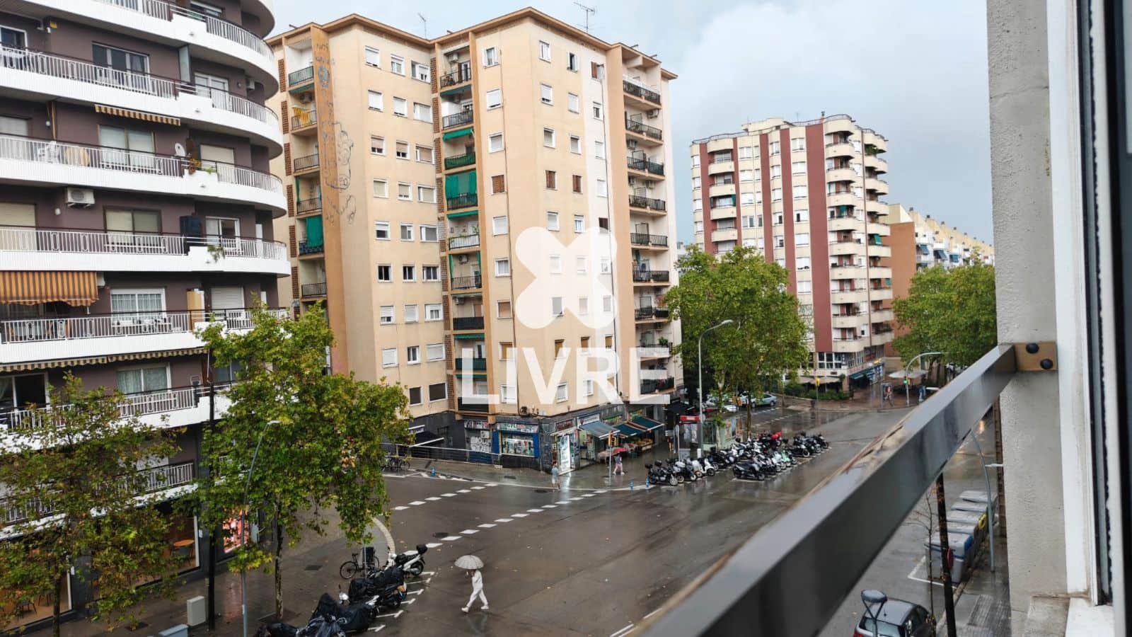 4 chambre Appartement à vendre à Barcelone ville - 275 000 € (Ref: 10134866)