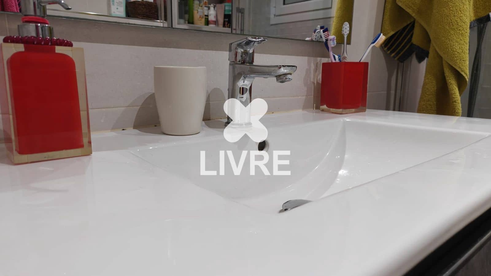 4 chambre Appartement à vendre à Barcelone ville - 275 000 € (Ref: 10134866)