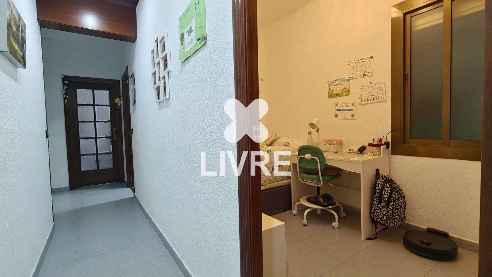 4 chambre Appartement à vendre à Barcelone ville - 275 000 € (Ref: 10134866)
