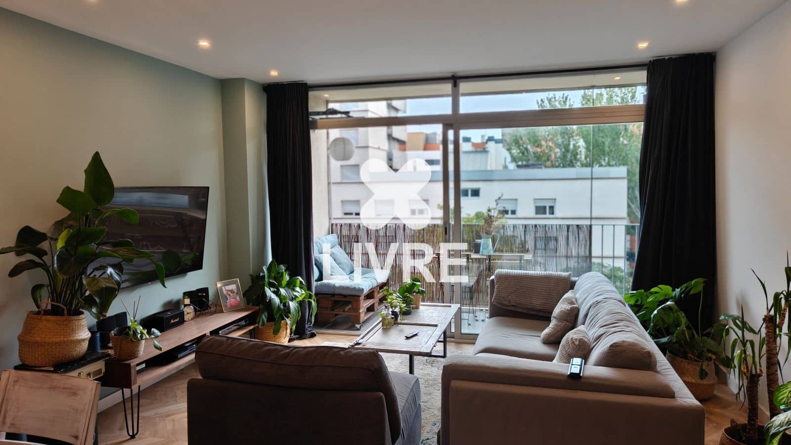 3 soverom Leilighet til salgs i Barcelona by - € 349 000 (Ref: 10177661)