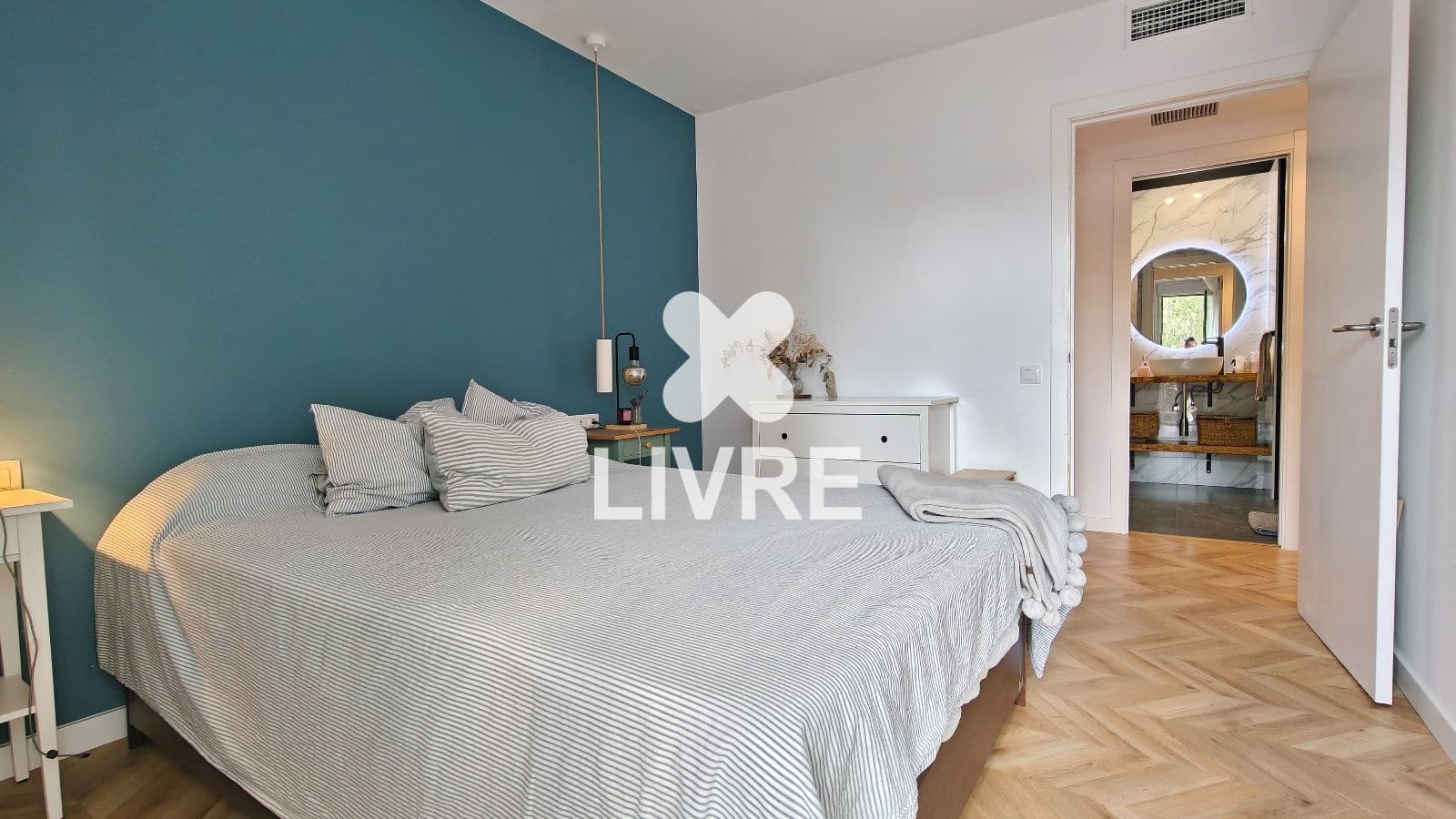 3 soverom Leilighet til salgs i Barcelona by - € 349 000 (Ref: 10177661)