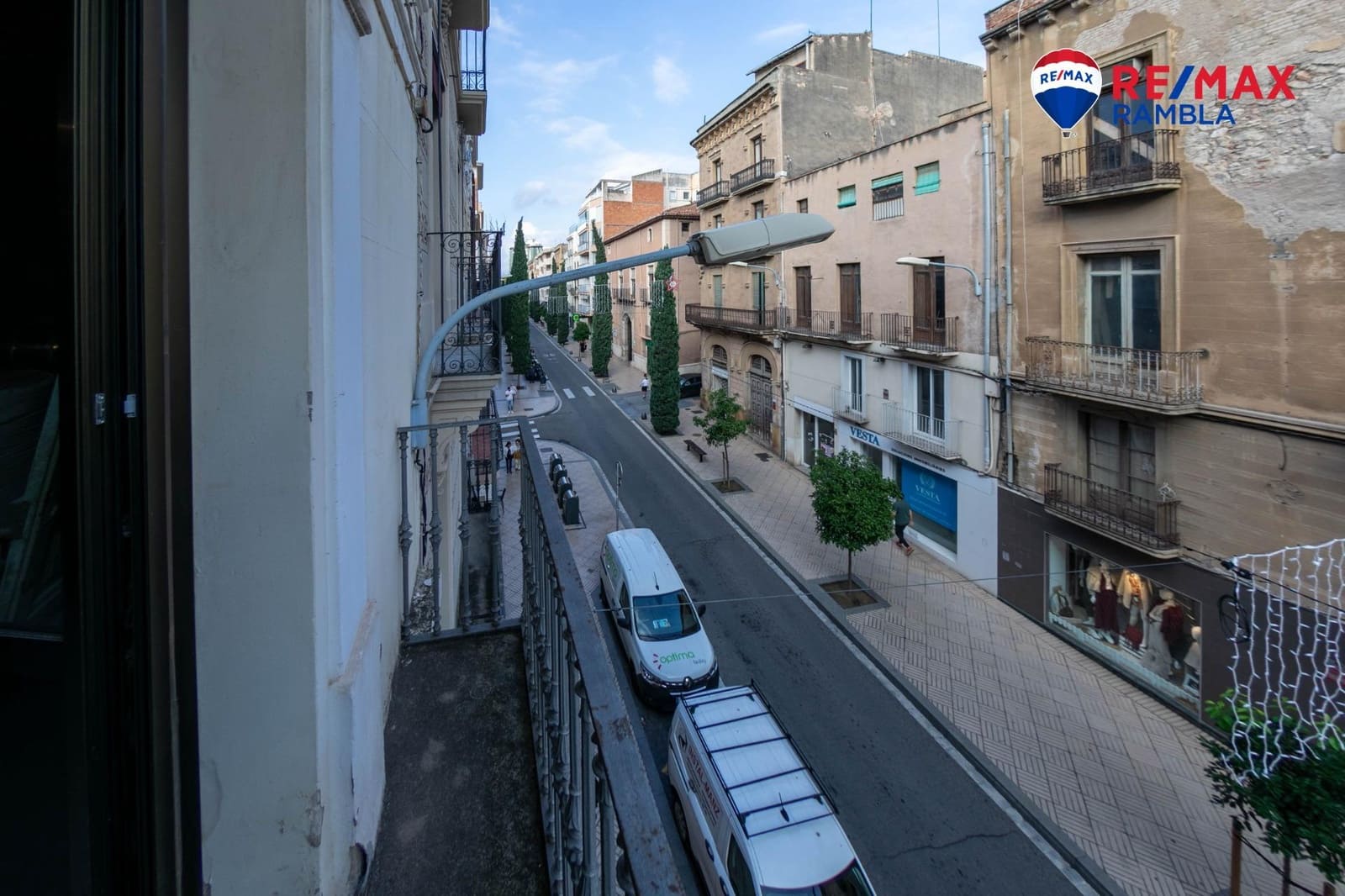 Commercieel te koop in Reus - € 450.000 (Ref: 10091305)