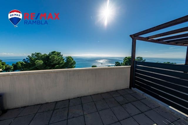 3 soveværelse Rækkehus til salg i Salou med swimmingpool garage - € 475.000 (Ref: 10091306)