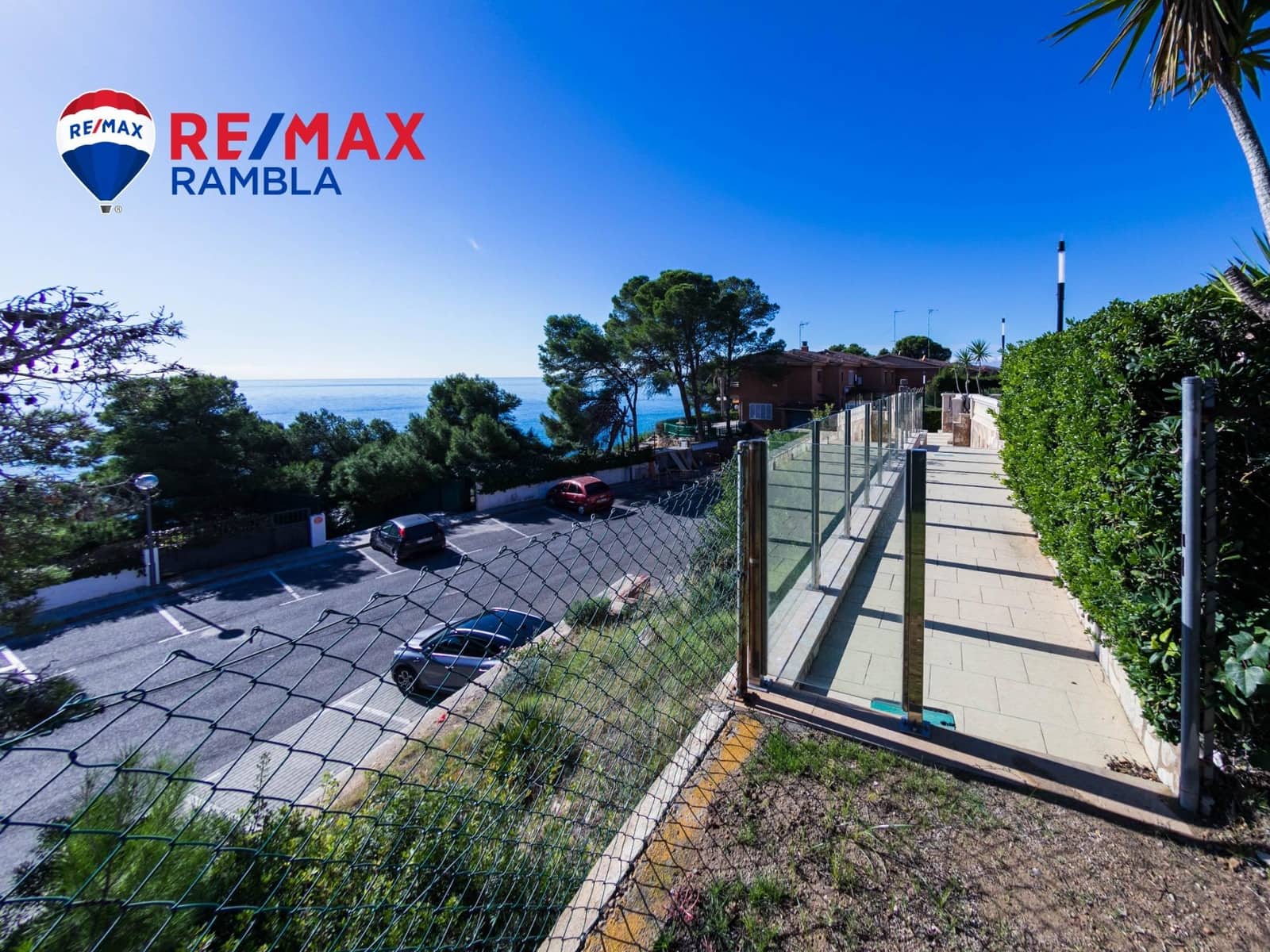 3 soveværelse Rækkehus til salg i Salou med swimmingpool garage - € 475.000 (Ref: 10091306)