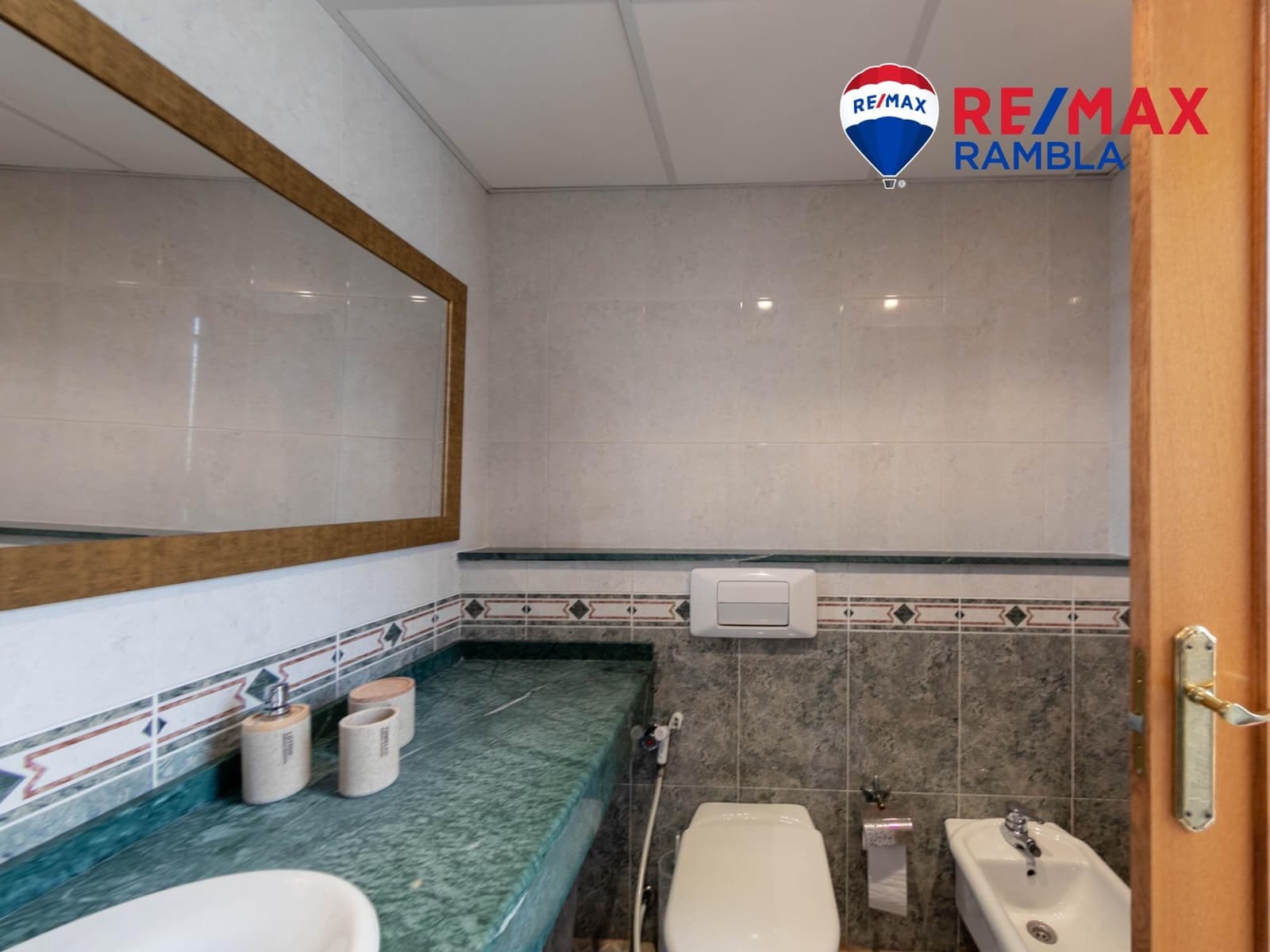 3 soveværelse Rækkehus til salg i Salou med swimmingpool garage - € 475.000 (Ref: 10091306)