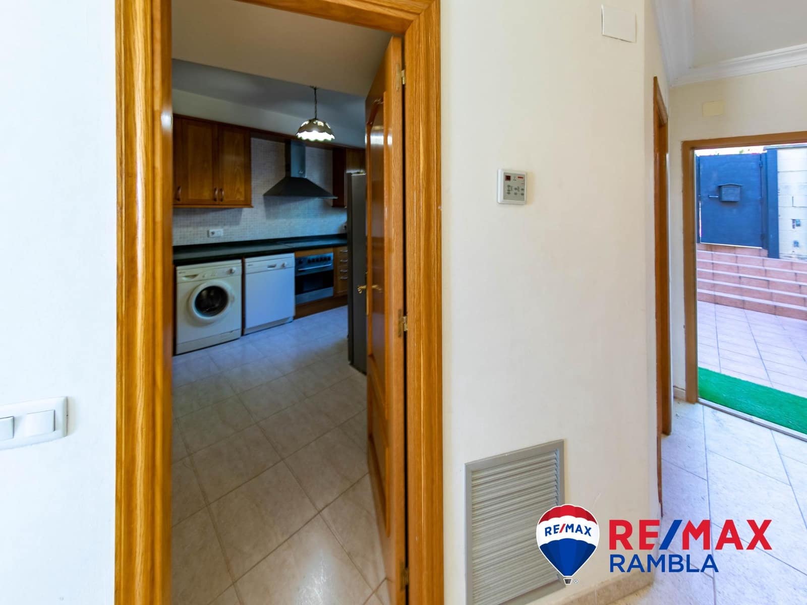 3 soveværelse Rækkehus til salg i Salou med swimmingpool garage - € 475.000 (Ref: 10091306)