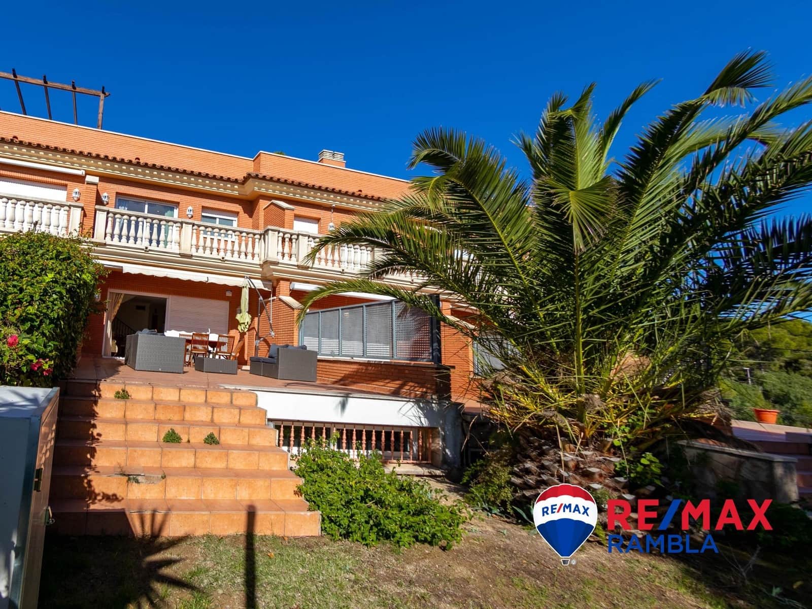 3 soveværelse Rækkehus til salg i Salou med swimmingpool garage - € 475.000 (Ref: 10091306)
