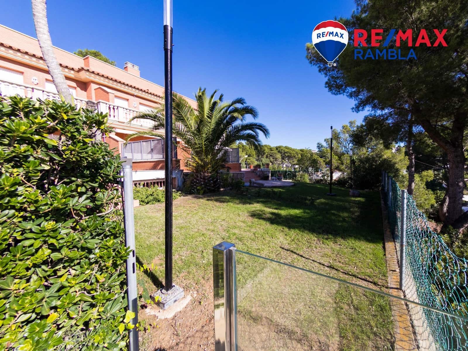 3 soveværelse Rækkehus til salg i Salou med swimmingpool garage - € 475.000 (Ref: 10091306)