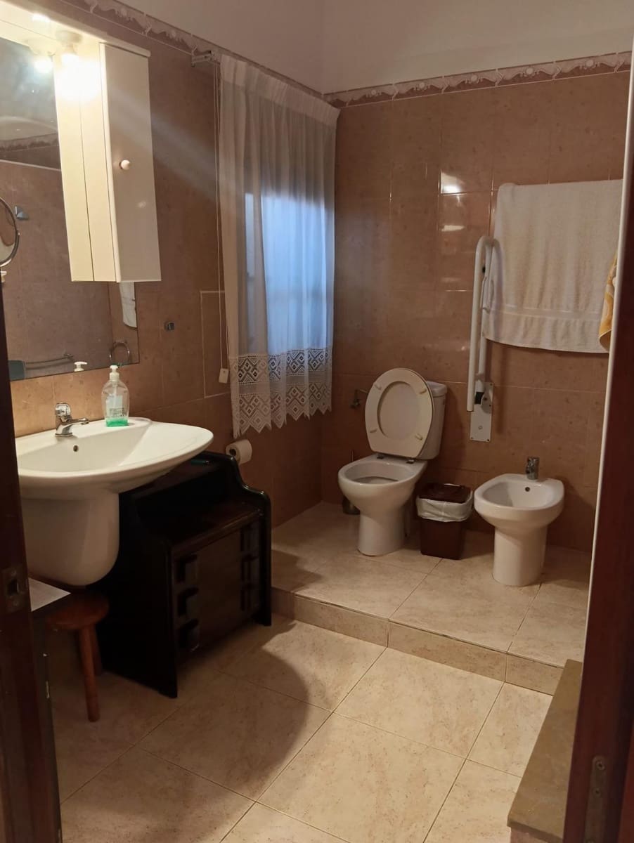 4 bedroom Apartment for sale in Sant Jaume d'Enveja with garage - € 176,000 (Ref: 10091311)