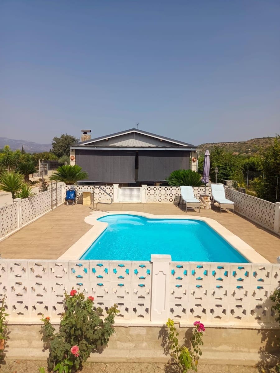 3 slaapkamer Finca/Landhuis te koop in Bitem met garage - € 212.000 (Ref: 10091313)