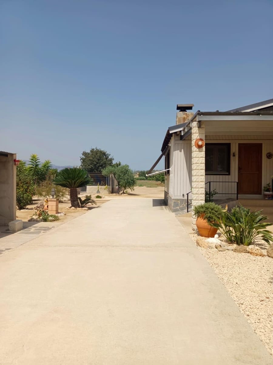 3 slaapkamer Finca/Landhuis te koop in Bitem met garage - € 212.000 (Ref: 10091313)