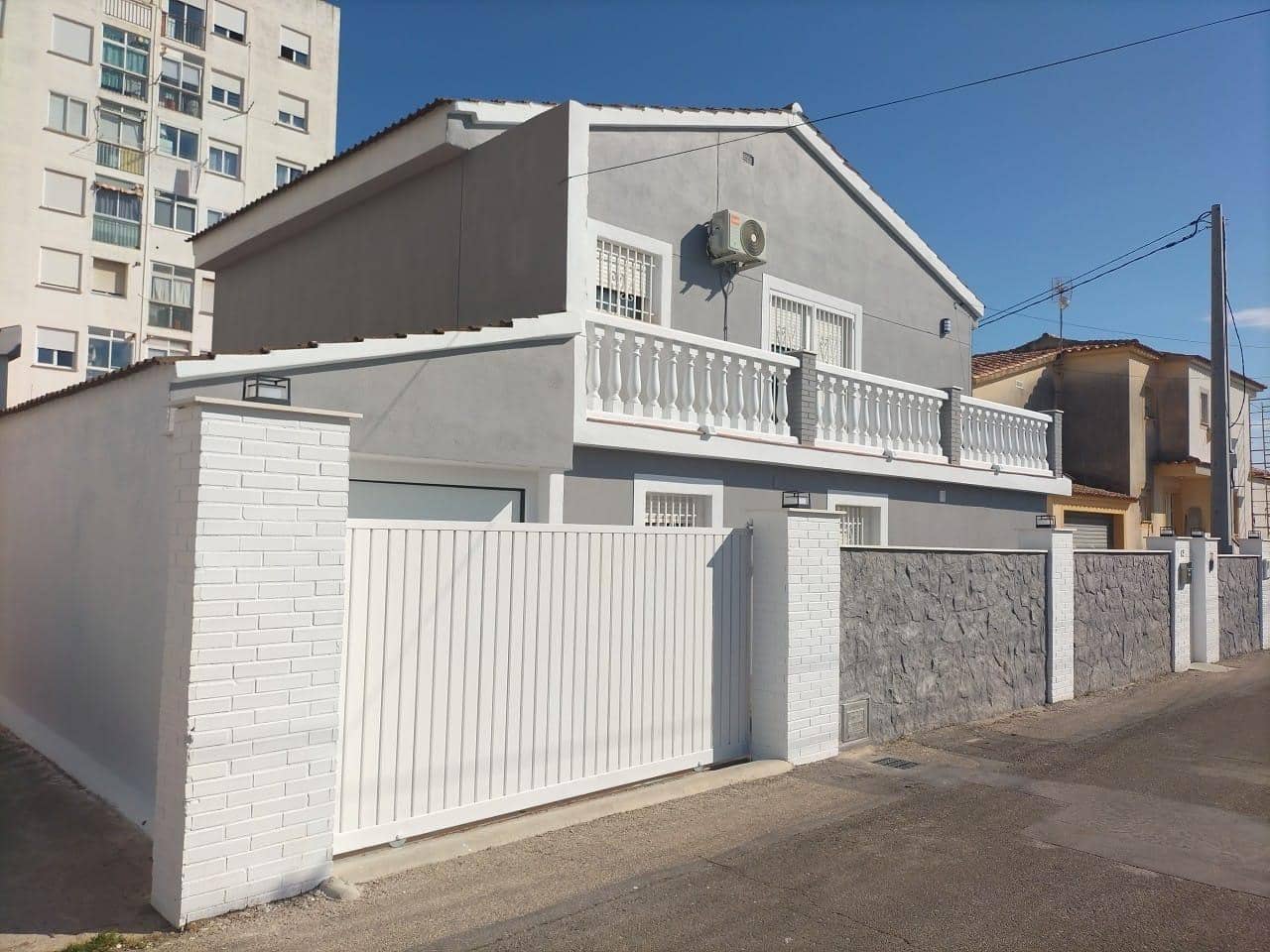 4 soveværelse Villa til salg i Vinaros med garage - € 365.000 (Ref: 10091314)