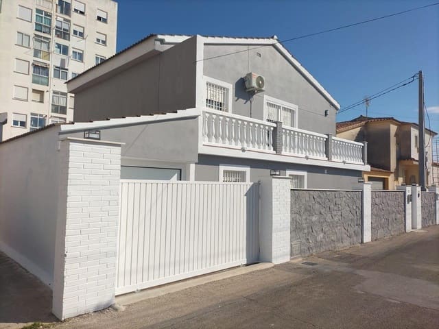 4 soveværelse Villa til salg i Vinaròs med garage - € 365.000 (Ref: 10091314)
