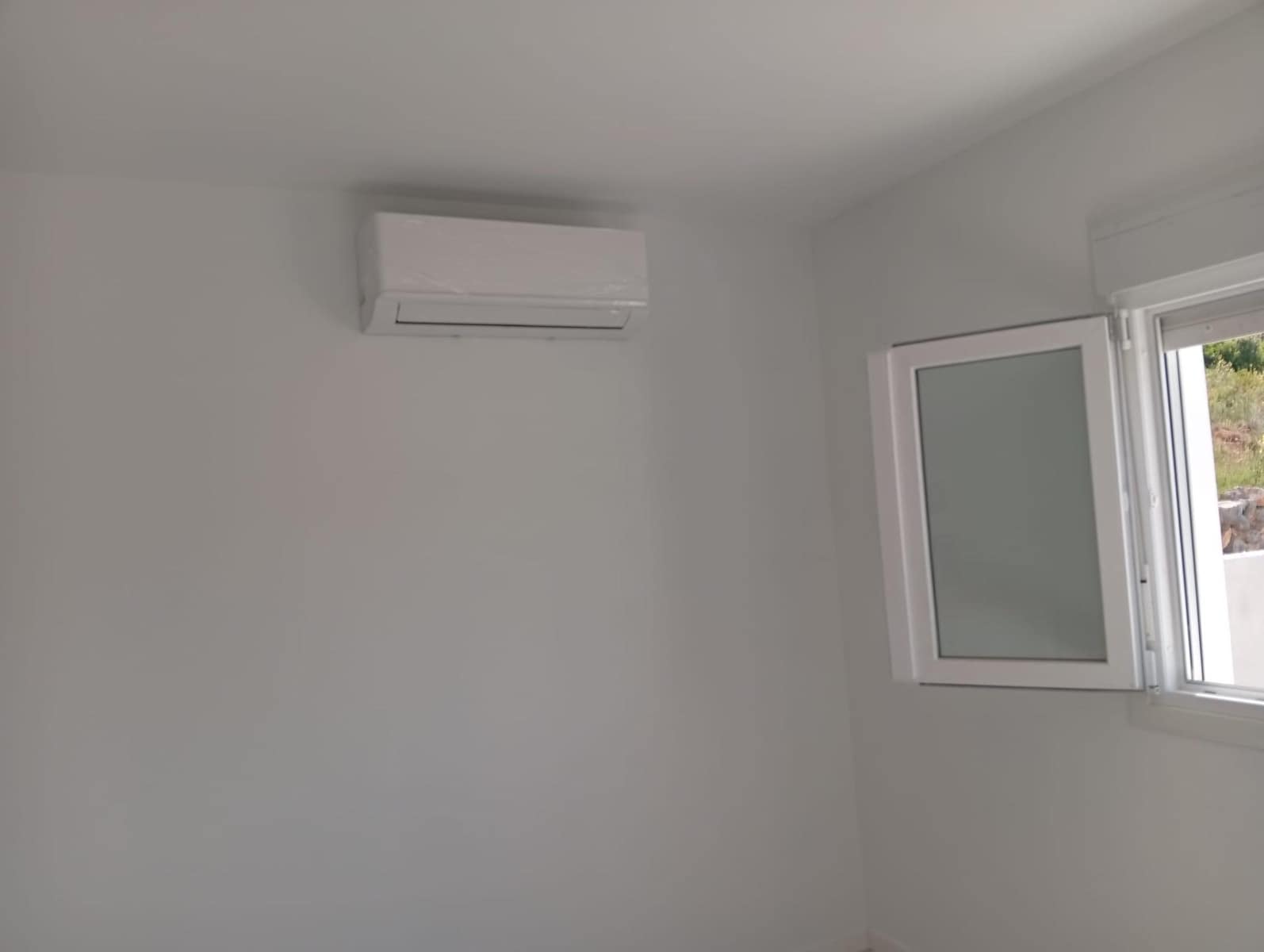 3 chambre Finca/Maison de Campagne à vendre à Tortosa avec piscine garage - 219 000 € (Ref: 10091316)