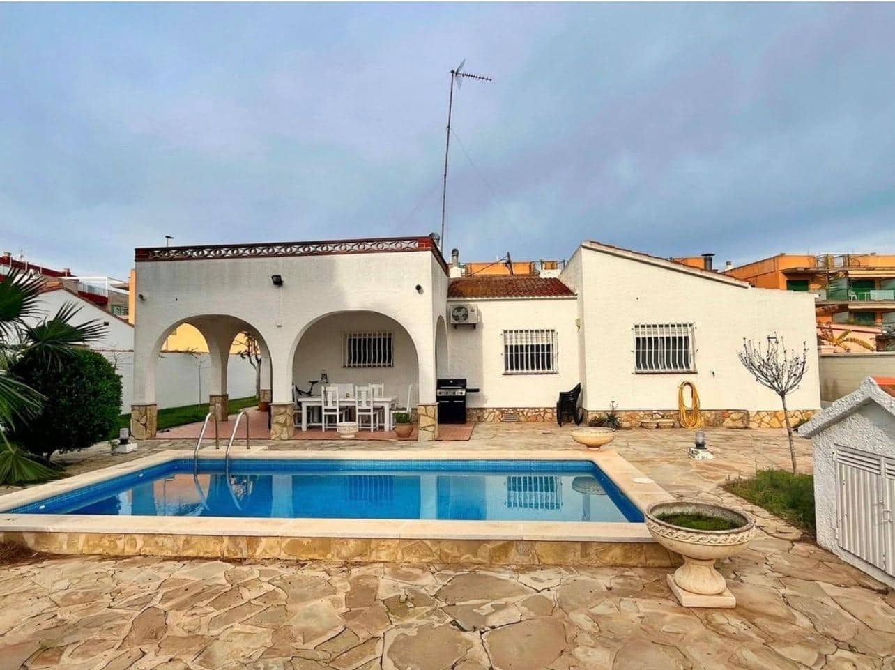 3 chambre Villa/Maison à vendre à Amposta avec piscine - 320 000 € (Ref: 10091317)