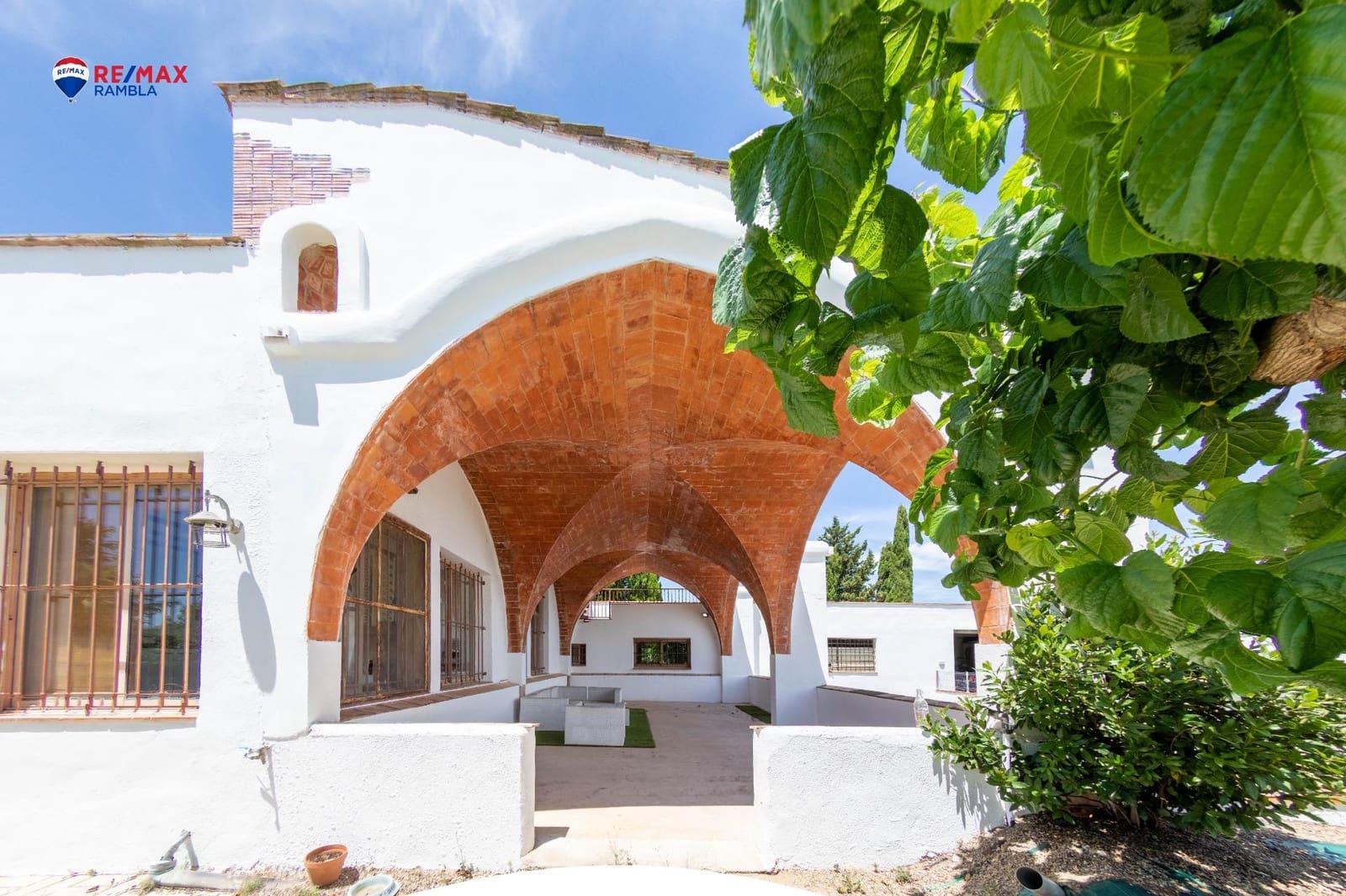 4 soveværelse Finca/Landehus til salg i Montbrio del Camp - € 900.000 (Ref: 10091321)