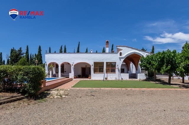 4 soveværelse Finca/Landehus til salg i Montbrió del Camp - € 900.000 (Ref: 10091321)