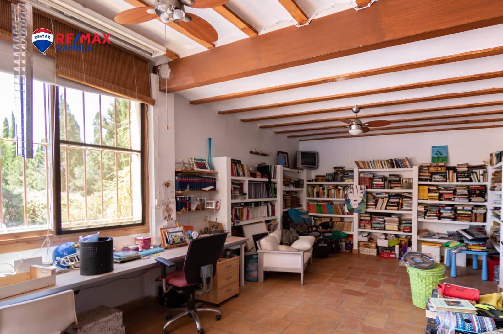 4 soveværelse Finca/Landehus til salg i Montbrio del Camp - € 900.000 (Ref: 10091321)