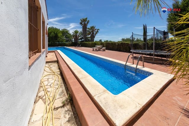 4 soveværelse Finca/Landehus til salg i Montbrió del Camp - € 900.000 (Ref: 10091321)