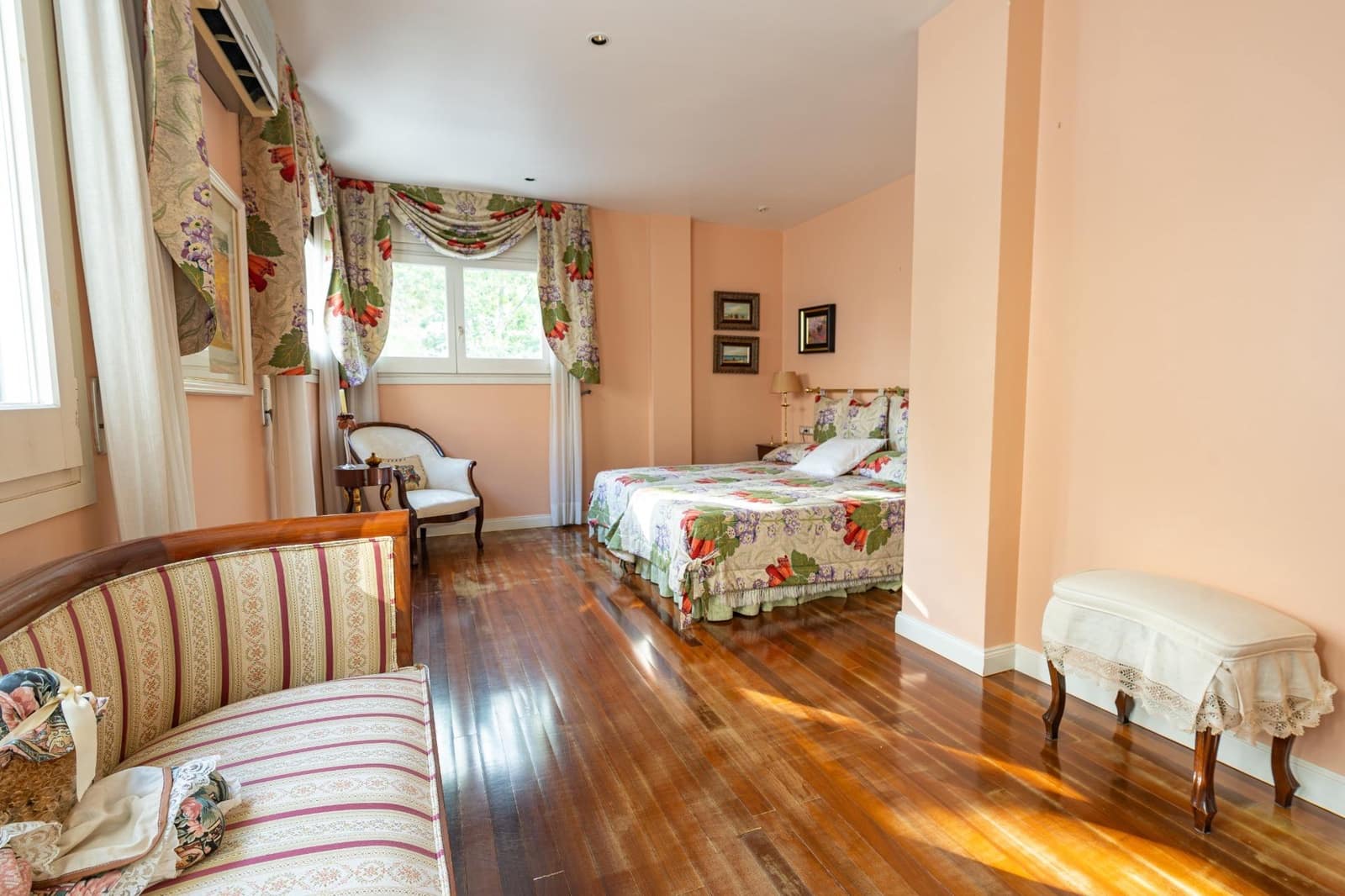 6 soveværelse Villa til salg i Barcelona by med swimmingpool garage - € 4.100.000 (Ref: 10091322)