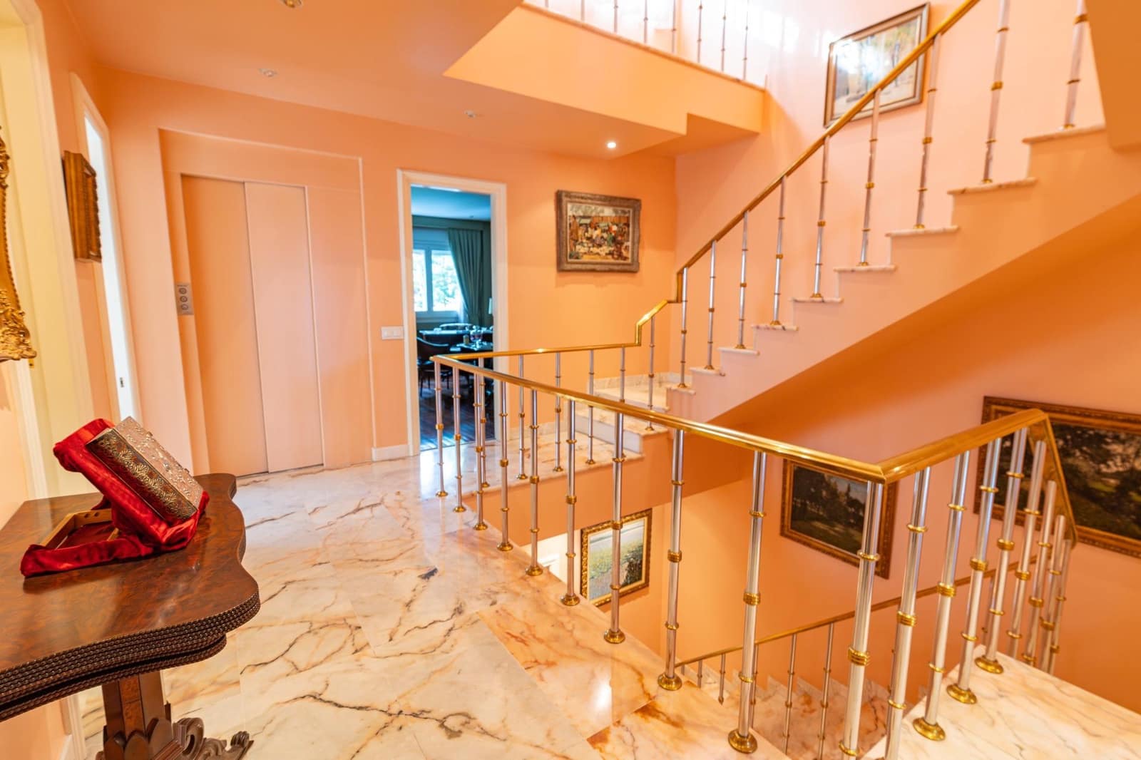 6 soveværelse Villa til salg i Barcelona by med swimmingpool garage - € 4.100.000 (Ref: 10091322)