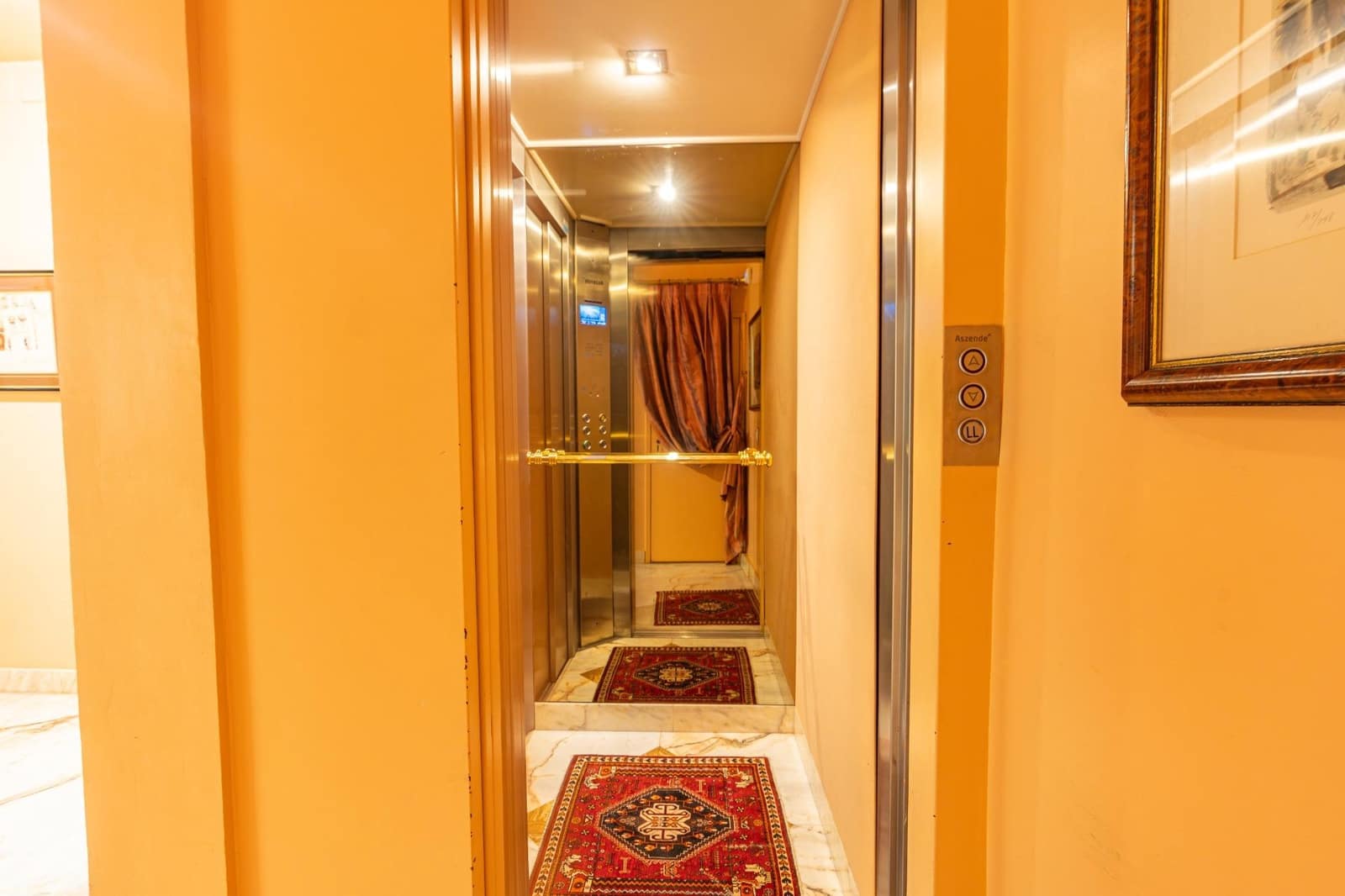 6 soveværelse Villa til salg i Barcelona by med swimmingpool garage - € 4.100.000 (Ref: 10091322)