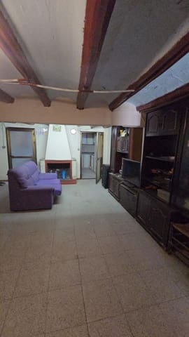 4 sovrum Lägenhet till salu i Riudoms med garage - 86 200 € (Ref: 10091324)