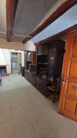 4 sovrum Lägenhet till salu i Riudoms med garage - 86 200 € (Ref: 10091324)