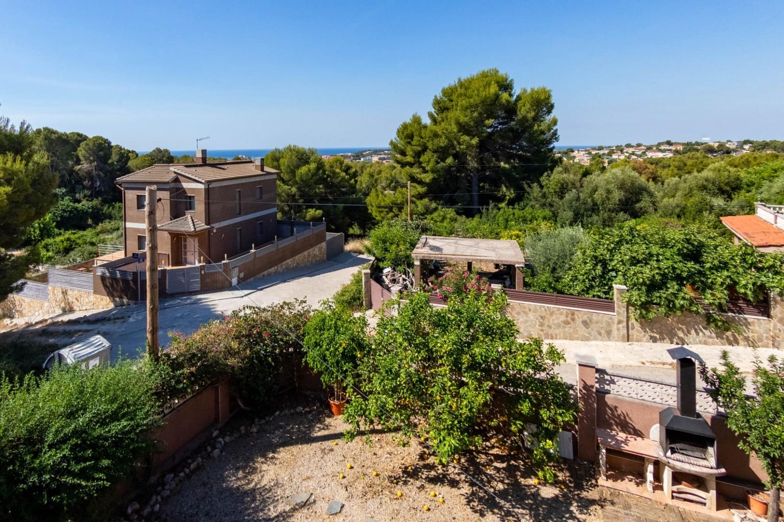 Chalet de 4 habitaciones en El Vendrell en venta - 320.000 € (Ref: 10091325)