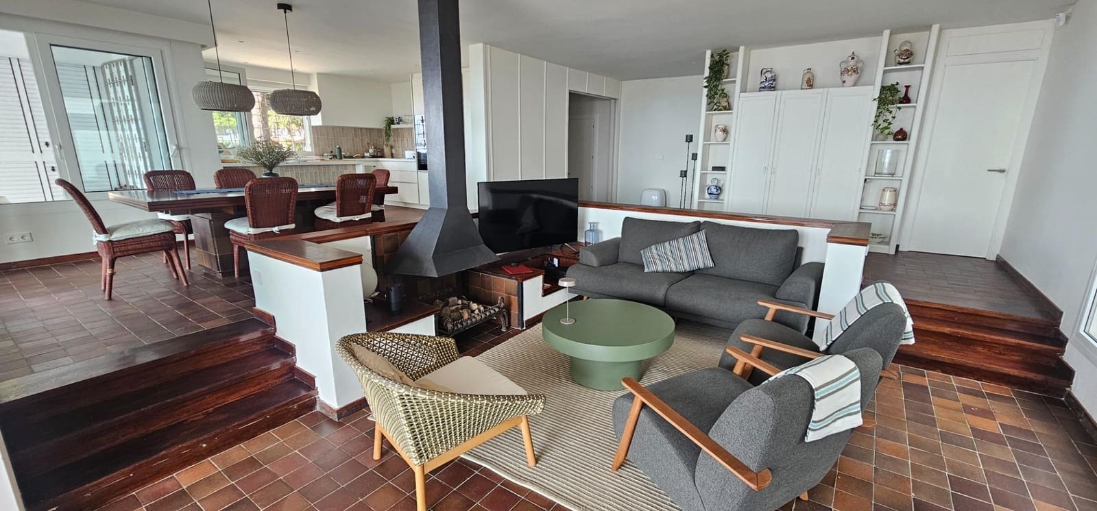 5 soveværelse Villa til leje i Tarragona by - € 3.500 (Ref: 10091327)