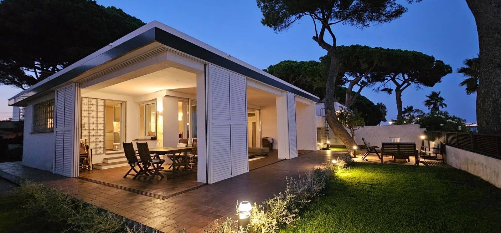5 soveværelse Villa til leje i Tarragona by - € 3.500 (Ref: 10091327)