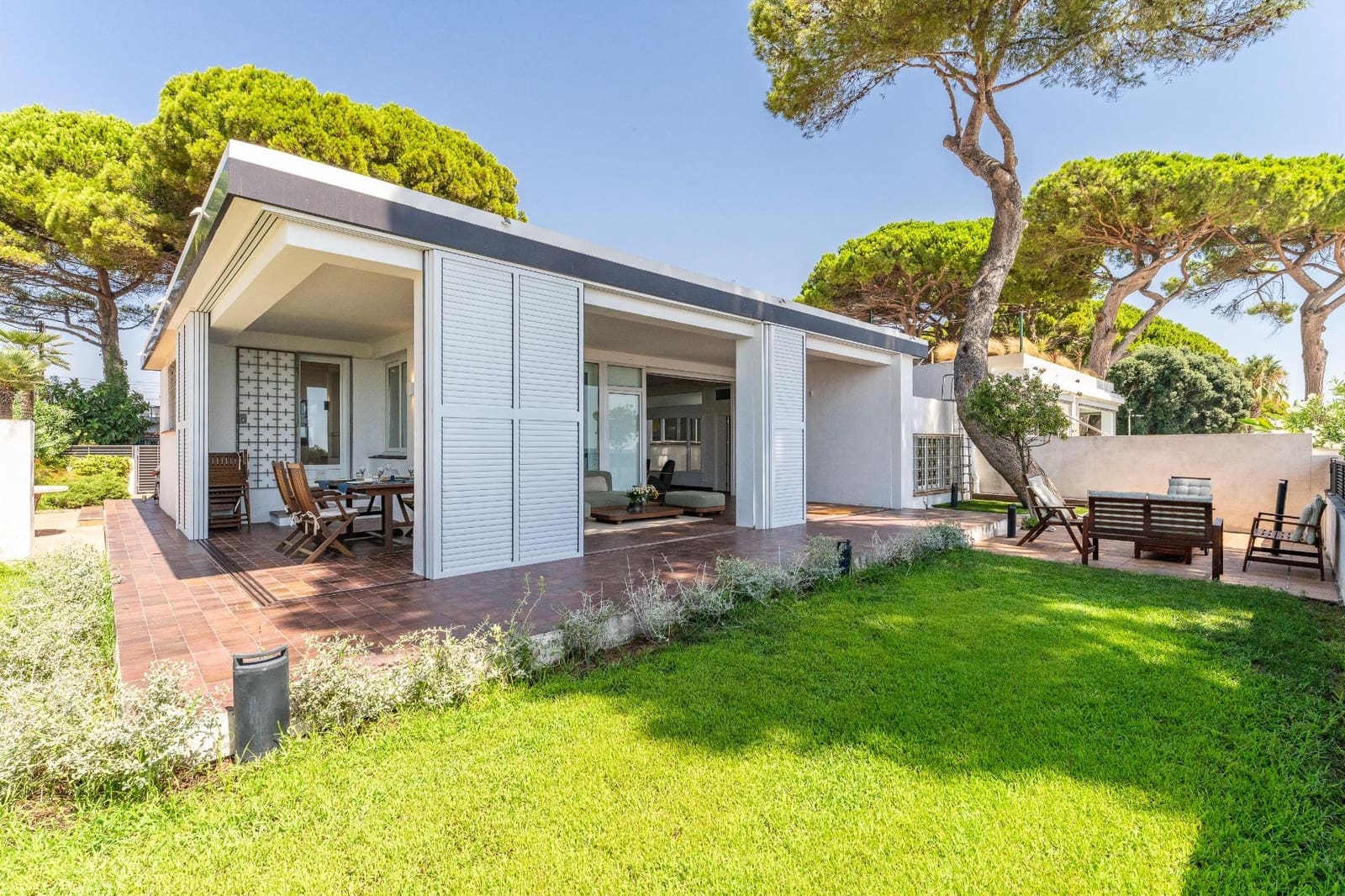 5 soveværelse Villa til leje i Tarragona by - € 3.500 (Ref: 10091327)