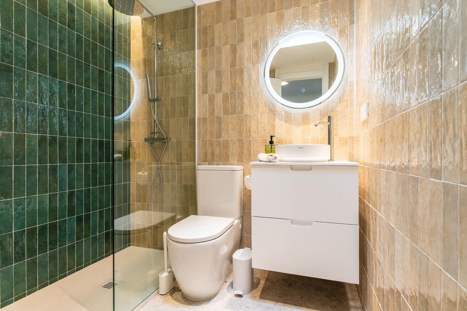 5 soveværelse Villa til leje i Tarragona by - € 3.500 (Ref: 10091327)