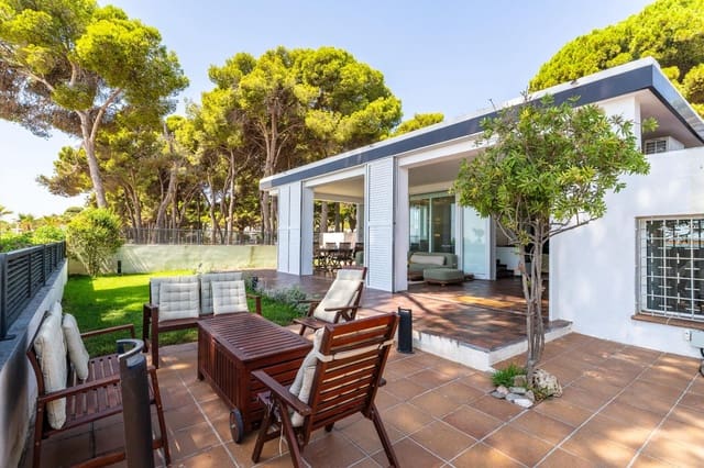 5 soveværelse Villa til leje i Tarragona by - € 3.500 (Ref: 10091327)
